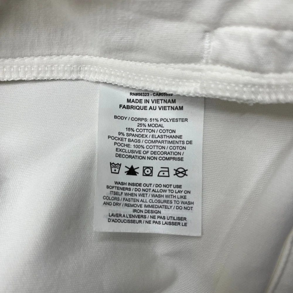 Nike Dri-FIT 24.7 Quarter Zip Pullover White Medium Continuous Logo Athletic